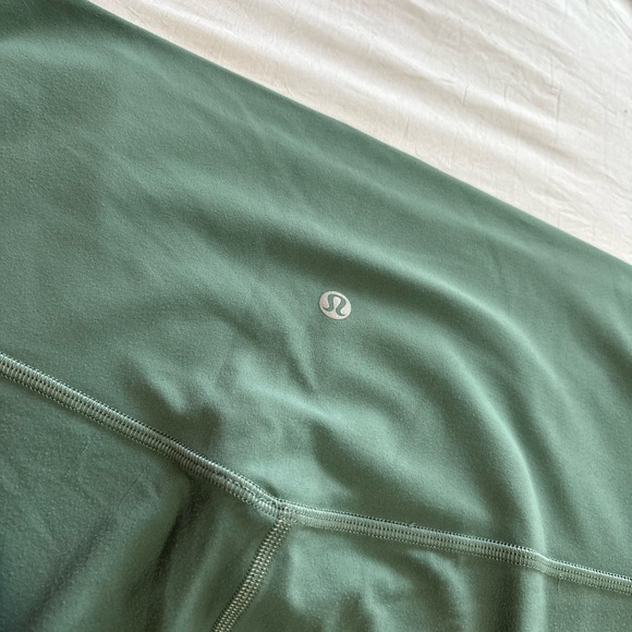 lululemon Align Super High Rise Crop 21” - Picture 5 of 9